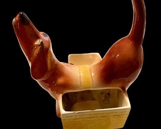 VINTAGE DACHSUND SERVING DISH