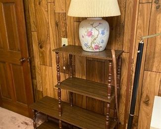 Don't put my love upon no shelf.