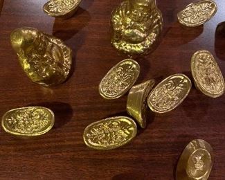 What appears to be ancient Chinese gold treasure is actually part of an elaborate scam to bilk middle age Mandarin speaking women. I kid you not.
