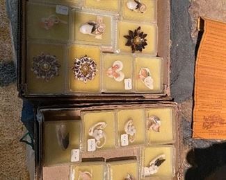 Beautiful Chinese shell jewelry.