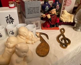 Tons of collectibles.