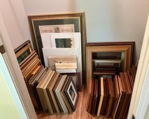 Frames, art