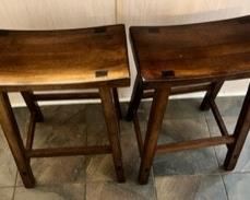 Kitchen saddle stools