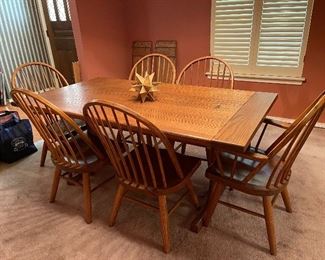 Dining Table with 2 Leaves and 6 Chairs