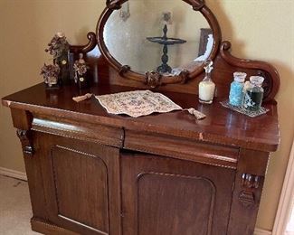 Antique Dresser with Mirror, Decor