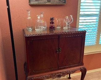 Antique Bar, Decanters, Glassware, Picture