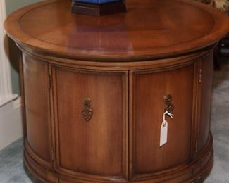DRUM SIDE TABLE
