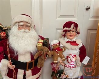 4' Tall SANTA and MRS CLAUS by Valerie