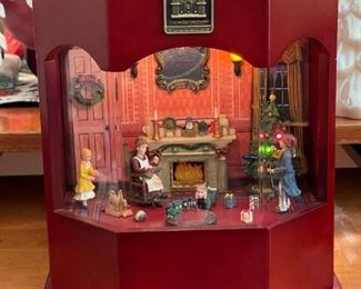 THOMAS PACCONI Animated Music Box