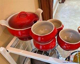 LE CREUSET Heritage Soup Tureen with Bowls