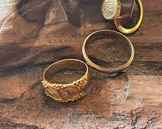 GOLD Rings