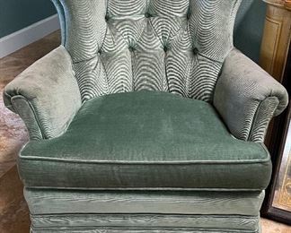 Vintage Tufted Back Chair