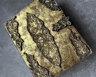 Vintage Hand-Carved Gilt Jewelry/Trinket Box