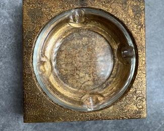 Vintage Hand-Carved Gilt Florentia Italian Ashtray with Glass Insert