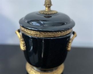 Luxury Vintage Black Glazed Porcelain Lidded Jar