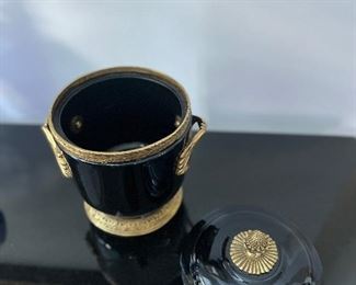 Luxury Vintage Black Glazed Porcelain Lidded Jar