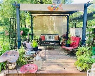 Wrought iron furniture 