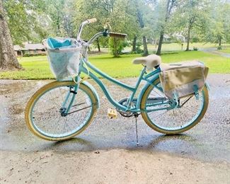 Huffy Nel Russo classic cruiser bike