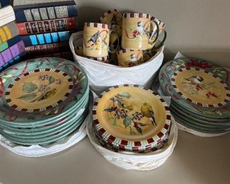 Lenox Set for the Holidays Winter Greetings Christmas Everyday 43 piece set