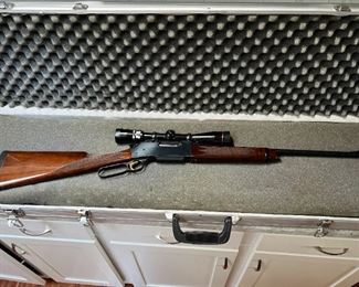 BROWNING 243 LEVER ACTION W/NIKON 329 SCOPE