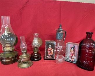 Oil lamps, Japanese gofun figures, Wheaton bottle, etc