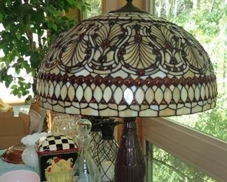 STAINED GLASS LAMPS