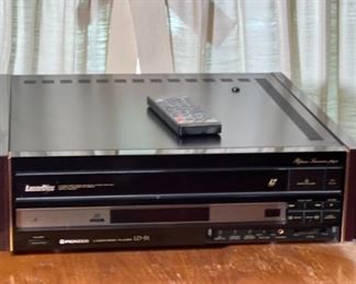 Pioneer LD-S1 Laservision Laser Disc Player	6.5x18x18in	HxWxD
