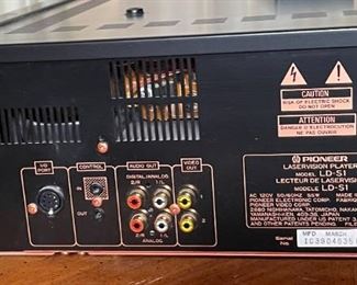 Pioneer LD-S1 Laservision Laser Disc Player	6.5x18x18in	HxWxD
