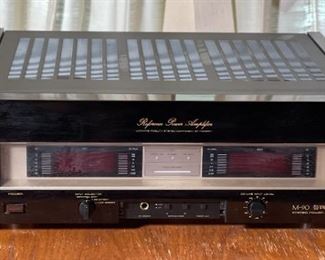 Pioneer M-90 Vintage Stereo Power Amplifier Amp	6x18x17in	HxWxD
