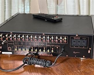 Pioneer C-90 Stereo Control Amplifier Preamp Preamplifier	5x18x16in	HxWxD
