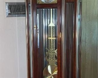 Sovereign The Aragon Grandfather Clock Limited Edition	86x29.5x18in	HxWxD
