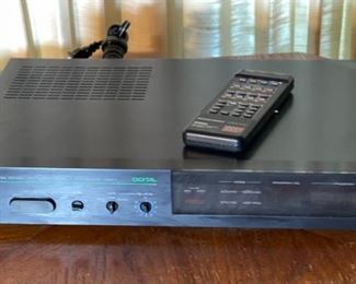 Yamaha DSP-1 Digital Sound Field Processor	3 x 17 x 12in	HxWxD
