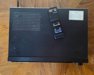 Mint Yamaha DSR-100 PRO Digital Surround Decoder DOLBY PRO LOGIC	3 x 17 x 13in	HxWxD
