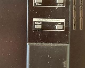 Mint Yamaha DSR-100 PRO Digital Surround Decoder DOLBY PRO LOGIC	3 x 17 x 13in	HxWxD
