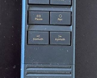 Nakamichi CR-7A Cassette Deck Tape Player  CR7a with Remote	5.5 x 17 x 12.5in	HxWxD
