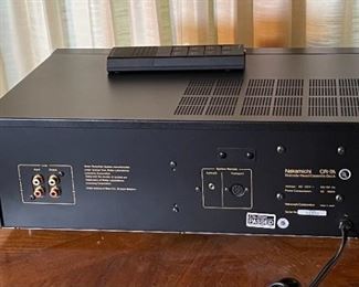 Nakamichi CR-7A Cassette Deck Tape Player  CR7a with Remote	5.5 x 17 x 12.5in	HxWxD
