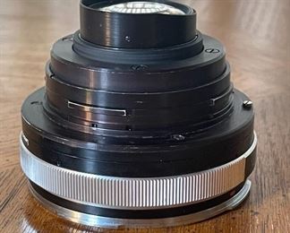 Carl Zeiss Planar 80mm f/2.8 Lens for Rolleiflex  Rollei SL66	3.25x2.5in	HxWxD
