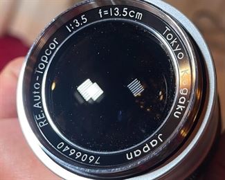 Topcon Toyo Kogaku 13.5cm 135mm f/3.5 Lend RE Auto-Topcor in case	4.75 x 4in Diameter	
