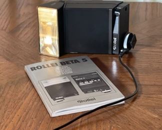 Rollei Rolleiflex Beta 5 Flash	2x3x6.5in	HxWxD
