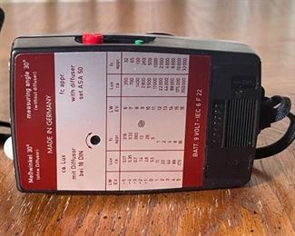 Gossen Luna Pro SBC Light meter	2x3.5x5in	HxWxD
