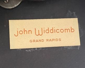 AS-IS John Widdicomb Flip-Top Vanity & 1262 Swivel Chair	29 x 47 x 21in	HxWxD
