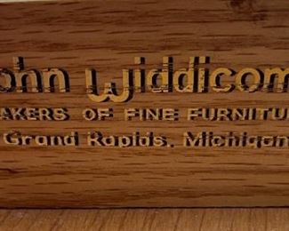 2pc 1950s John Widdicomb Nightstands	23 x 25 x 15.5in	HxWxD
