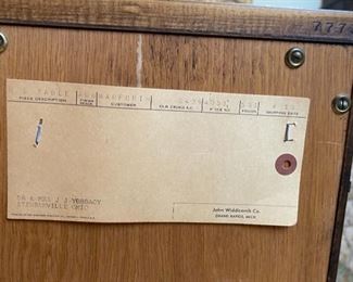 2pc 1950s John Widdicomb Nightstands	23 x 25 x 15.5in	HxWxD
