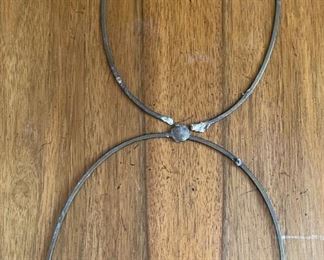 2pc 1950s John Widdicomb Nightstands	23 x 25 x 15.5in	HxWxD
