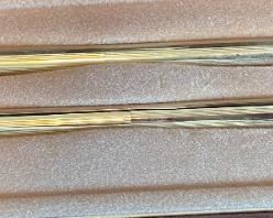 Vintage Cross Walnut 2 Pen Set in Box	2.5x13x6.5in	HxWxD
