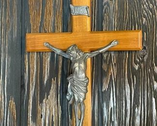 Crucifix Wood & Metal	23x12.5in	

