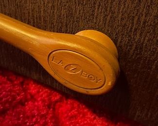 La-Z-Boy Recliner #3	40 x 39 x 36in	HxWxD
