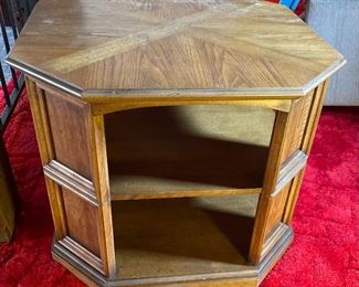 AS-IS 2pc Octagon side Tables	23 x 28 x 28in	HxWxD
