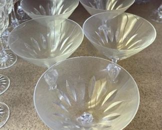 9pc Cut Glass martini Glasses	5 x 4.25in diameter	
