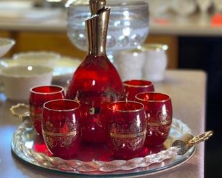 8PC Ferro & Lazzarini Italian MURANO GLASS DECANTER SET Ruby Red 24k Gold	Decanter: 10 inches high	
